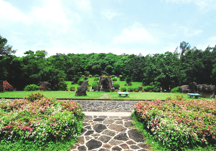 ??(石山) ???(火山群)??????