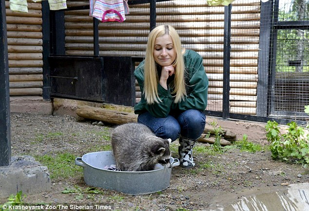 ??? 女 ?? ??? ?????? ???