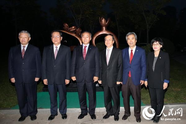 ??-??, ???? 20??? ????!