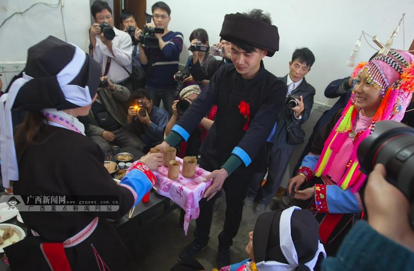 ?? ????(藍靛瑤)? ??? ?? ??