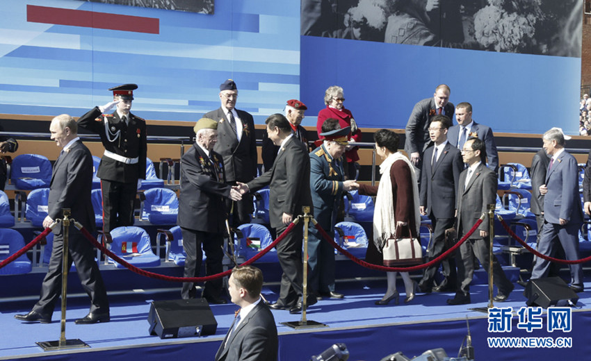 ???, 露 ????? ?? 70?? ???? ??