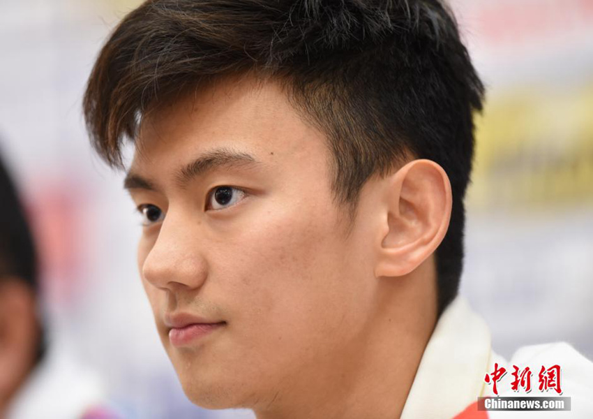 ????, ??????? ?? 100m ??? 金 ‘???’