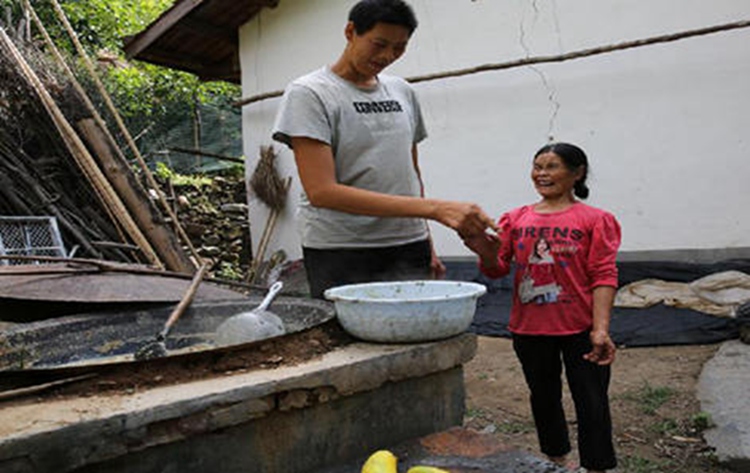 ?? ?? ??? ?? 36? 男, ???? ‘2m 13cm ??’