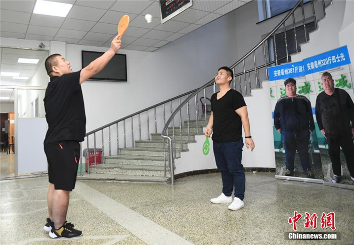 ?? 父子 ?? ?? 350kg! 10?? ???? ? 150kg ??