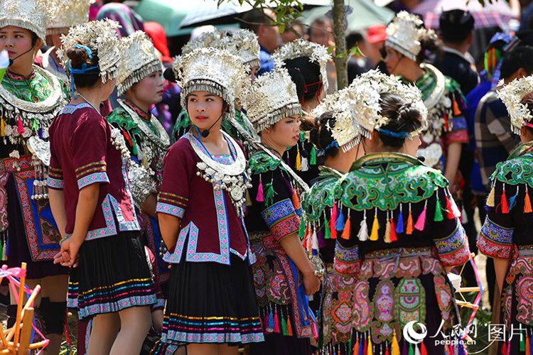 ?? ??: ??? ?? ?? ??(侗族)? ‘??????’