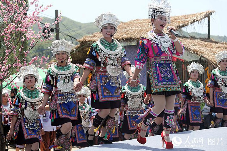 ?? ??: ??? ?? ?? ??(侗族)? ‘??????’