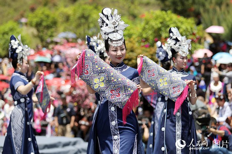 ?? ??: ??? ?? ?? ??(侗族)? ‘??????’