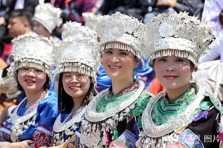 ?? ??: ??? ?? ?? ??(侗族)? ‘??????’