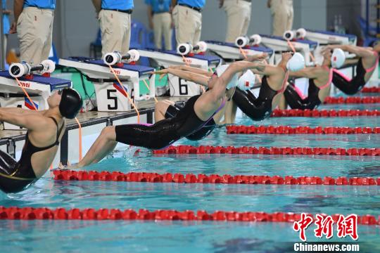 中 ????? ???? ???, ‘????’ ????? 女 ?? 100m ??