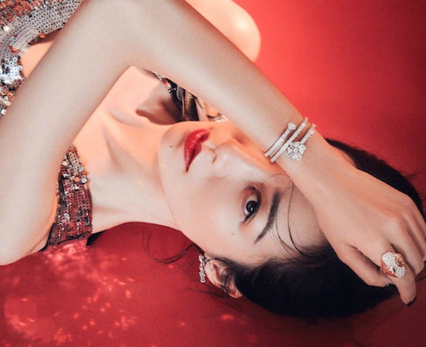 ?? ???? ??, “??? ???…”