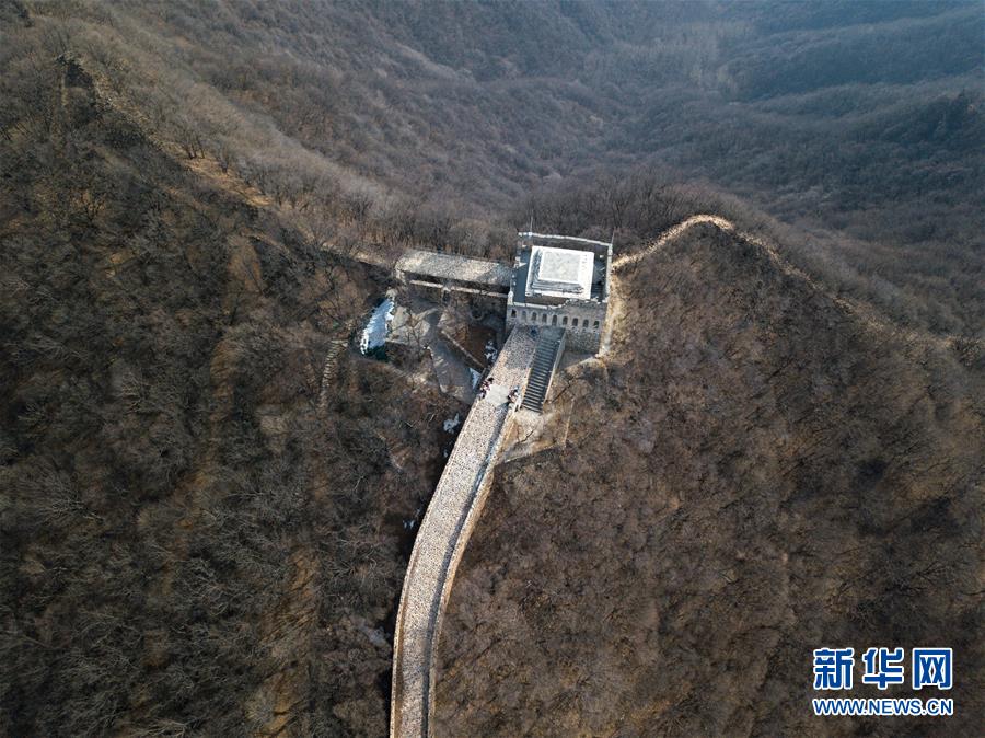 ?? 18? ???? ??? ???? ??(九眼樓長城)? ????. [??: ??? ???(鞠煥宗) ??]