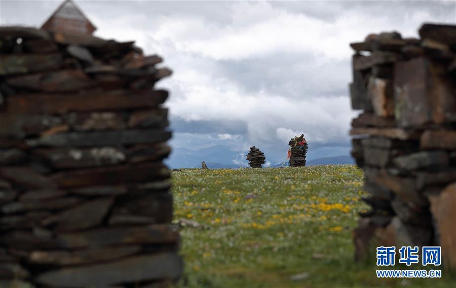 ??(川藏)?? ??(四川) ????(高爾寺)? ???(埡口) ??? ????(黑石城) ??  [?? ??: ???]