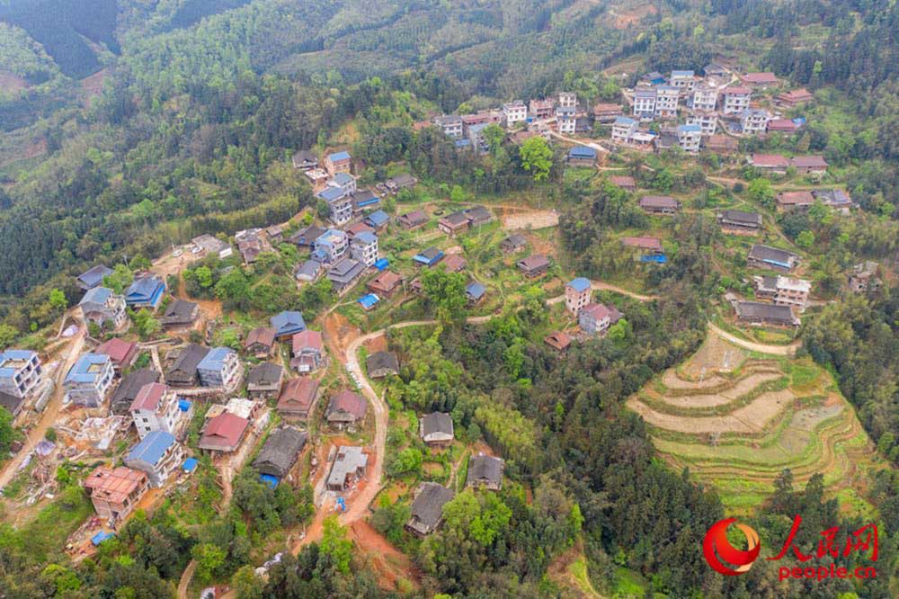 3? 26? ???(白雲)? ?? ?? ??? ??? ???? ?? ?? ?? ????. [?? ??: ???]