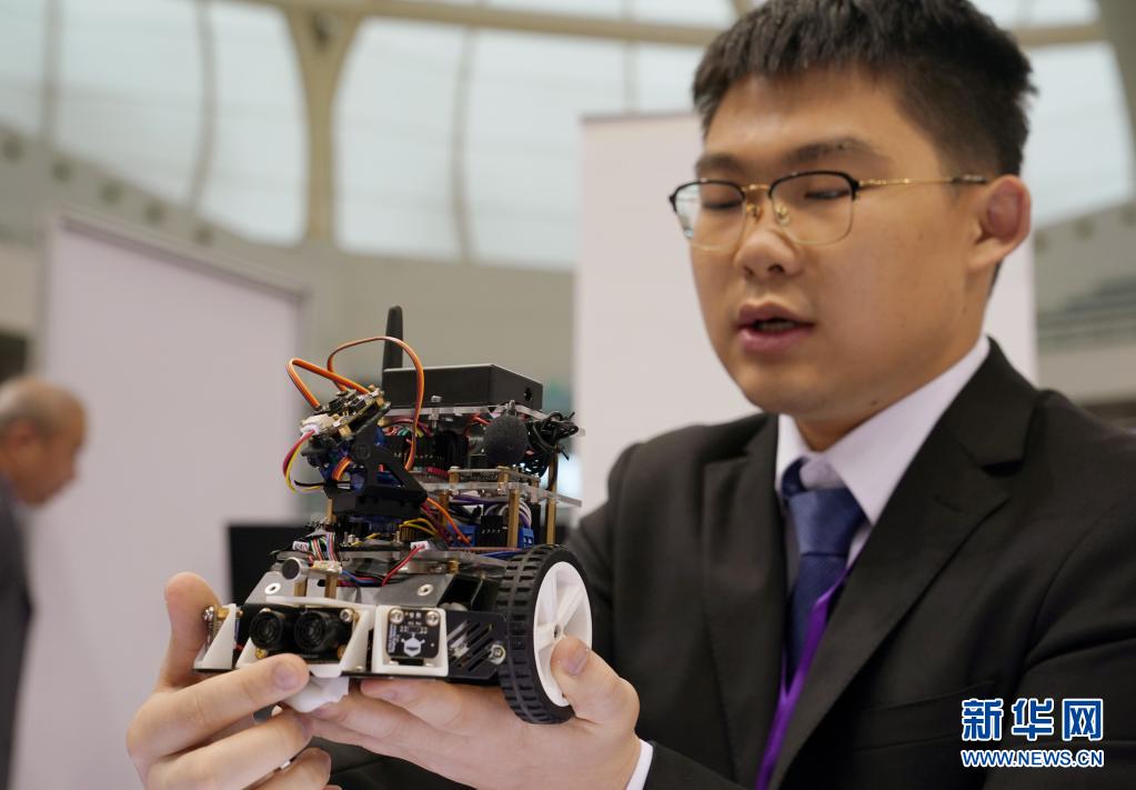 5? 26?, ???????(西安交通大學) ??? ??? ?? ?? ?? ‘???? ??’? ????. [?? ??: ???]