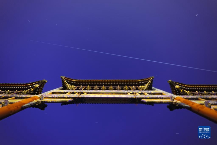 11? 17? ??? ??(前門)?? ??? ?? ????? ??(??? ?? ?? ??? ??? ?) [?? ??: ???]