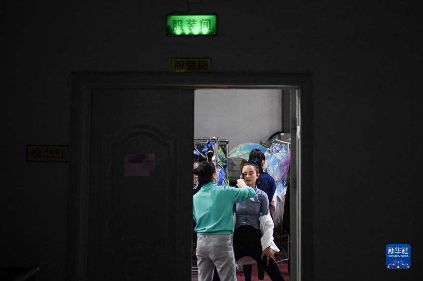 ?? ???(李羽羽)? ??? ? ????? ??. [4? 27? ??/?? ??: ???]