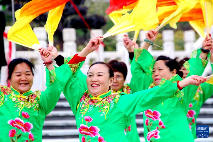 ???(湖北)? ??(十堰)? ??(鄖陽)? ?????? ?? ???? ??? ???. [3? 6? ??/?? ??: ????(曹忠宏)]