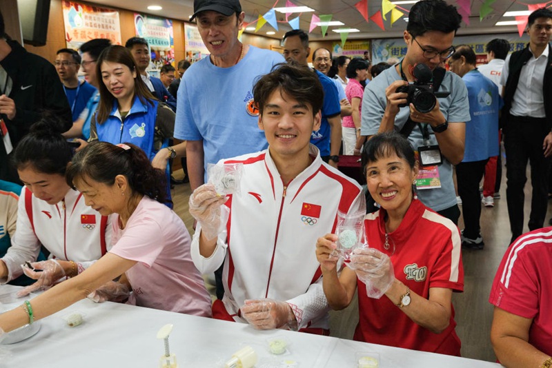 ??? ????(石排灣) ???? ????????? ?? ?? ???(徐嘉余·???)? ???? ?? ?? ??[月餅: ????? ???(中秋節, ???)? ?? ???? ??]? ????. [9? 2? ??/?? ??: ???]