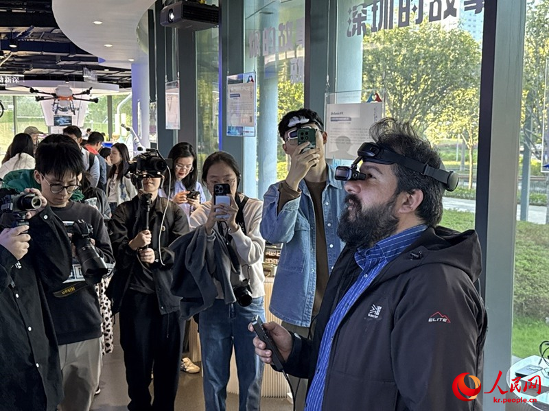 ?? ???(人才)?? ? ??? ????? ???? ??? ?? ??? ?? ??? ?? ?? ????.