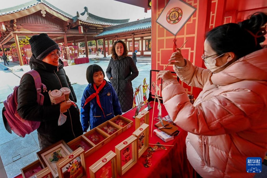 ???? ?? ??????(大唐芙蓉園, ?????)? ??????? ?? ???? ?? ?? ??? ????. [1? 8? ??/?? ??: ???]