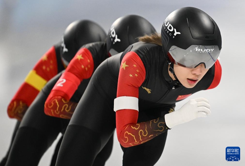 ??? ???(楊濱瑜), ????·???(阿合娜爾·阿達克), ???(?????) ??? ?? ?? ?? ?? ?? [2? 11? ??/?? ??: ???]