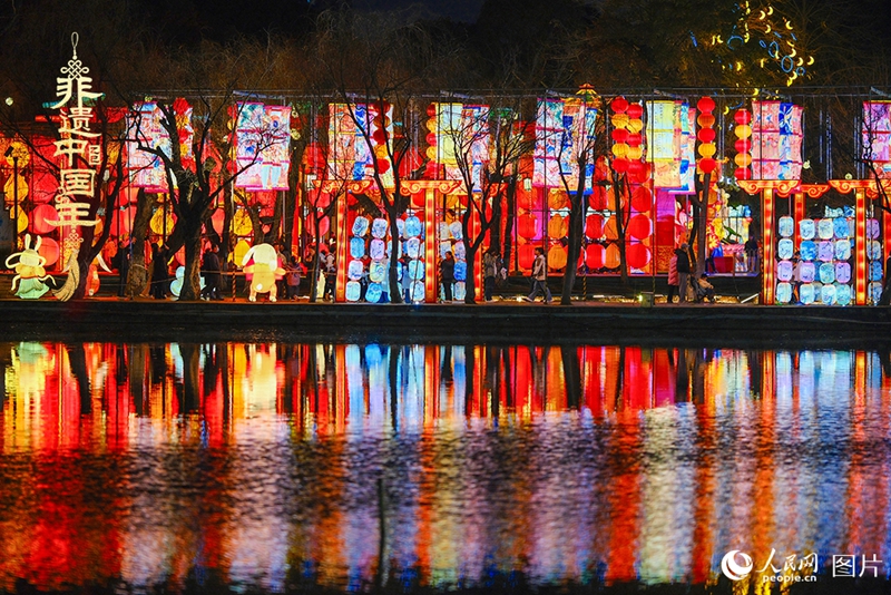 2? 9? ??(雲南)? ??(昆明)? ????(大觀樓) ???