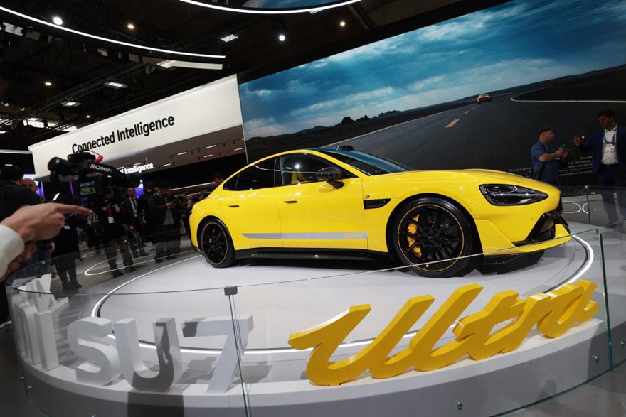 ???(小米) SU7 Ultra???? ??? ??????? ?? 2025? ‘??? ?? ????’(MWC)? ?????. [2025? 3? 3? ??/?? ??: ???]