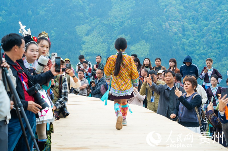 ?? ??? ?? ??? ? T??? ? ??? ????.