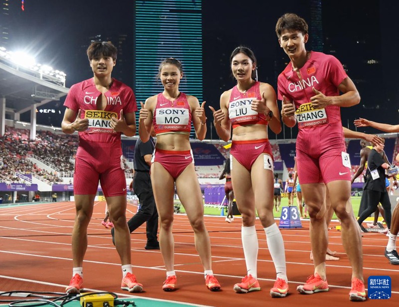 ????, ???, ???, ???(????) ?? ??? ?? 4×400m ?? ? ??? ???. [5? 11? ??/?? ??: ???]