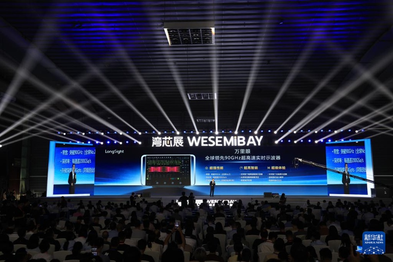 ??(劉桑) ????(萬里眼, LongSight)? CEO? ??? ??? ??? ??????? ???? ??. [10? 15? ??/?? ??: ???]