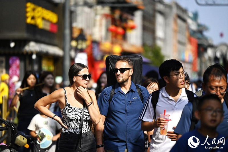 10? 2? ??? ??(前門) ???(大柵欄)? ??? ???? ??? ????? ??? ??. [?? ??: ????/??: ???(祝振強)]