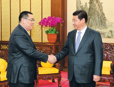 12? 18?, ??? ????? 18? ?? ????(中南海)?? ?? ??? ???? ??? ????(崔世安) ??? ????? ????? ???. ???(謝環馳) ????